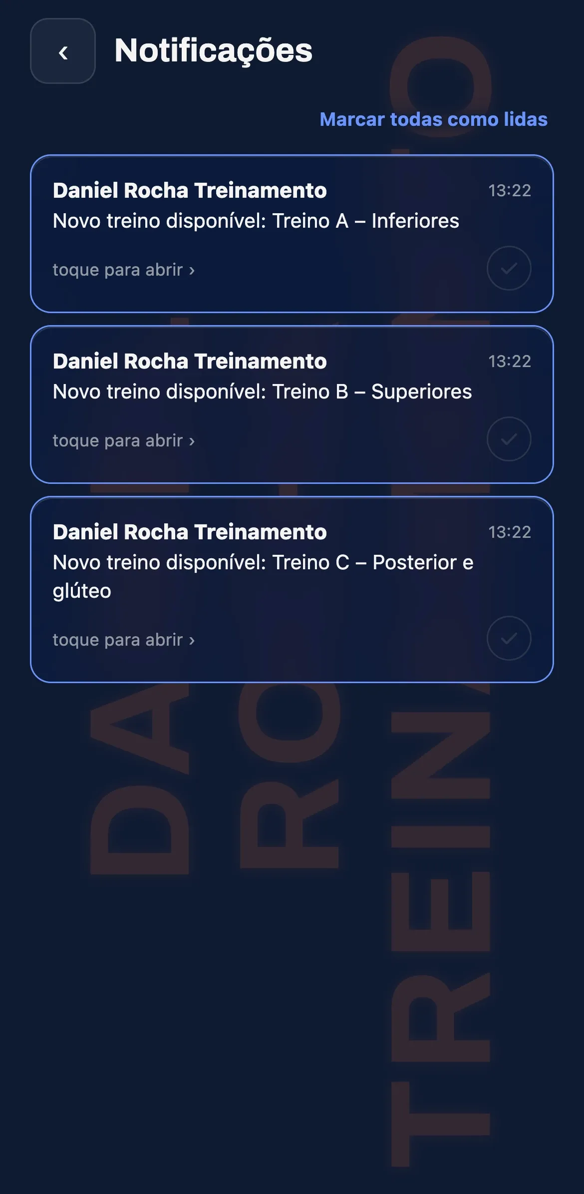 Notificações do aluno: novos treinos disponíveis enviados pelo personal.